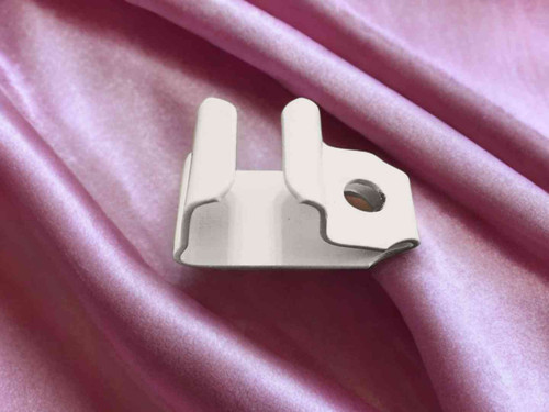 بست ساده ریل پرده سفید